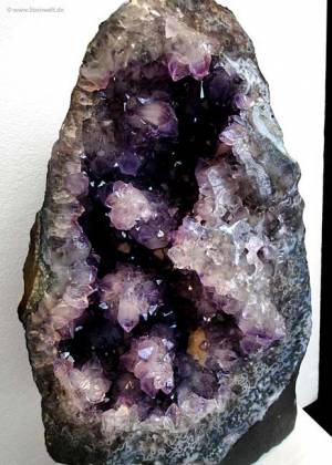 amethyst cathedral geode