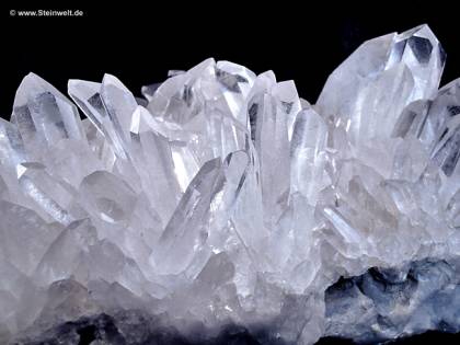 crystal quartz cluster rocks