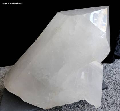 crystal quartz point