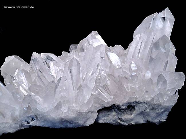 crystal quartz cluster rocks
